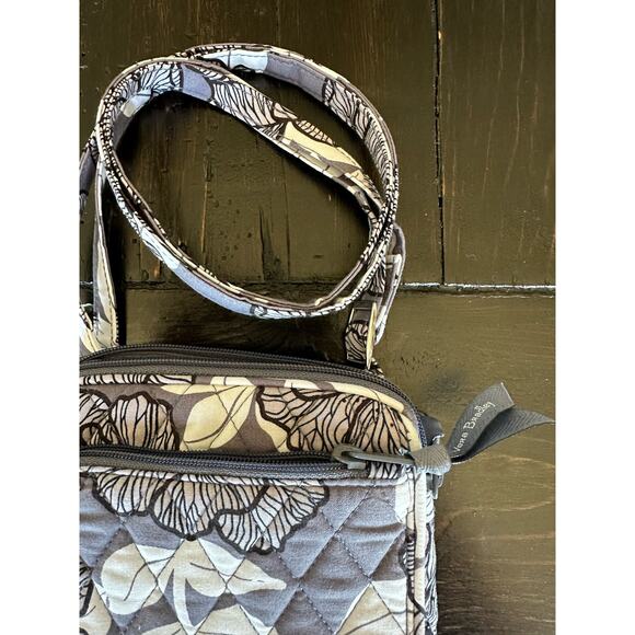 Vera Bradley Mini Hipster - RFID - Moon Shadow Meadow - Grey and White - NWT - Picture 4 of 8